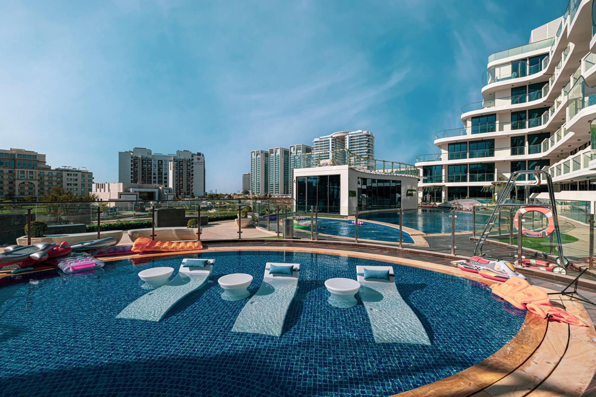 Cozy 2 Bedroom With A Private Pool * Dubai