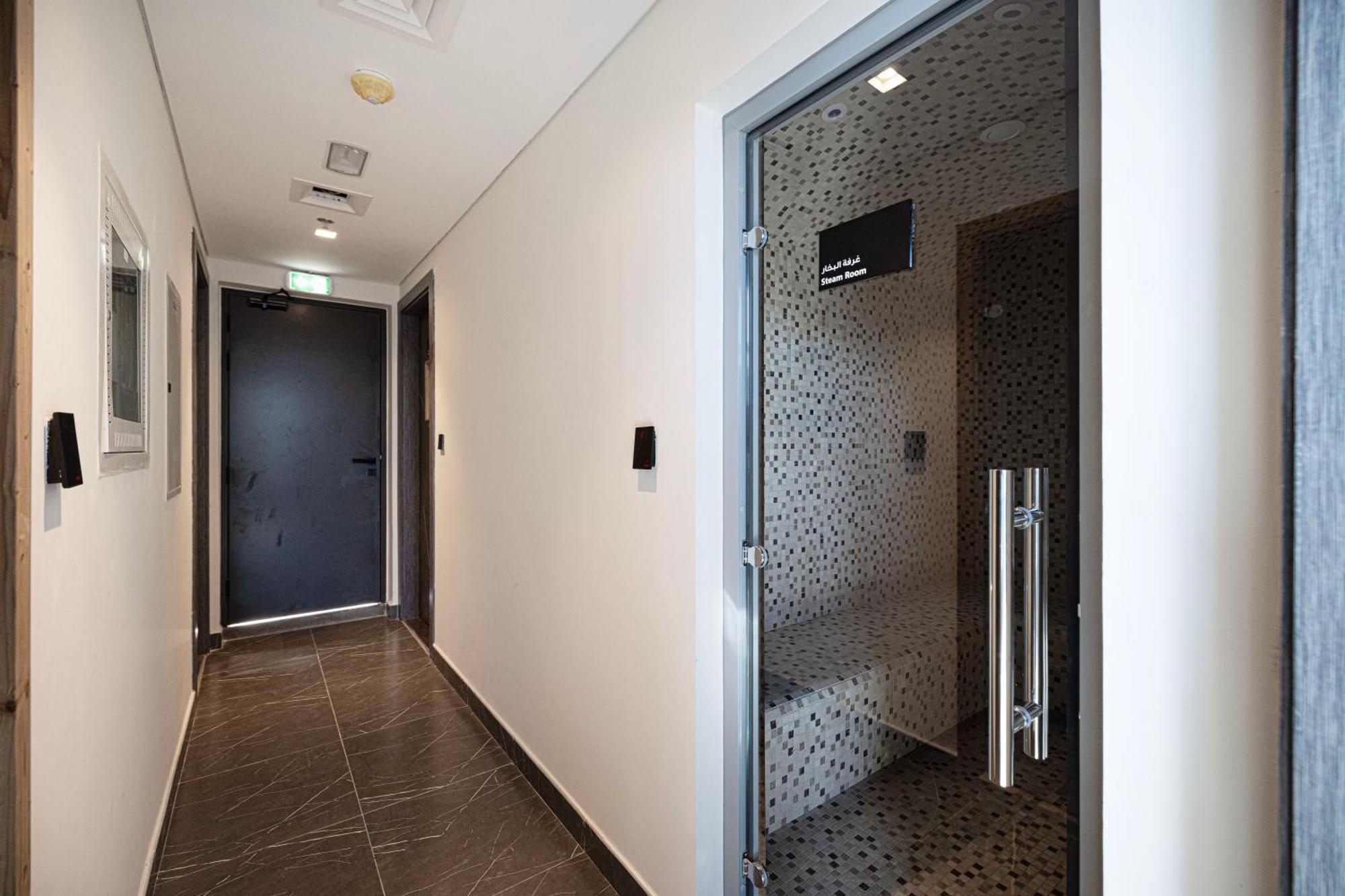 Apartment Cozy 2 Bedroom With A Private Pool *
