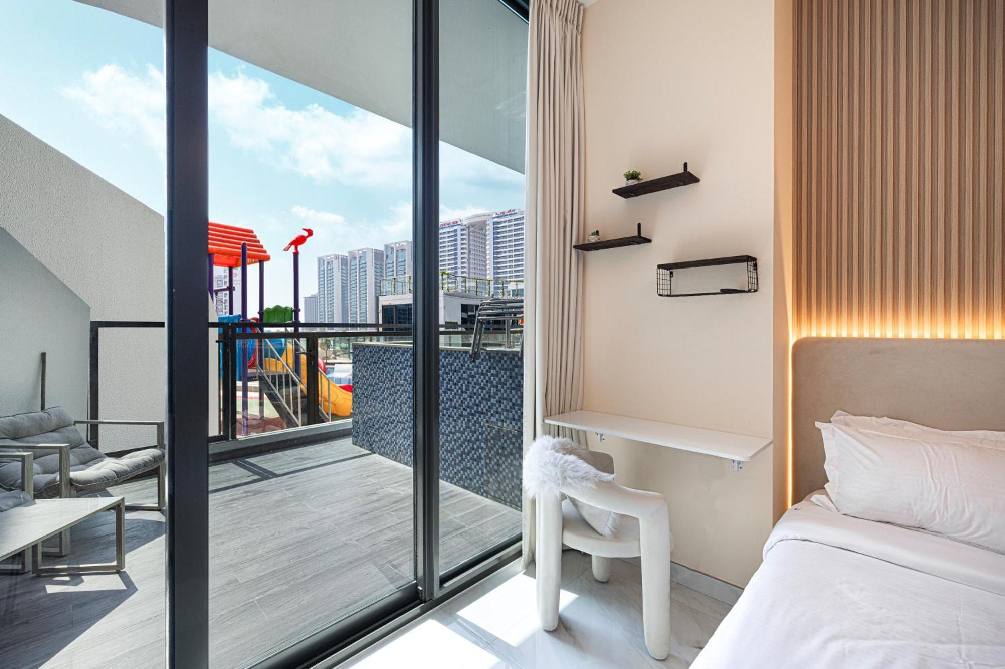 Cozy 2 Bedroom With A Private Pool Apartment