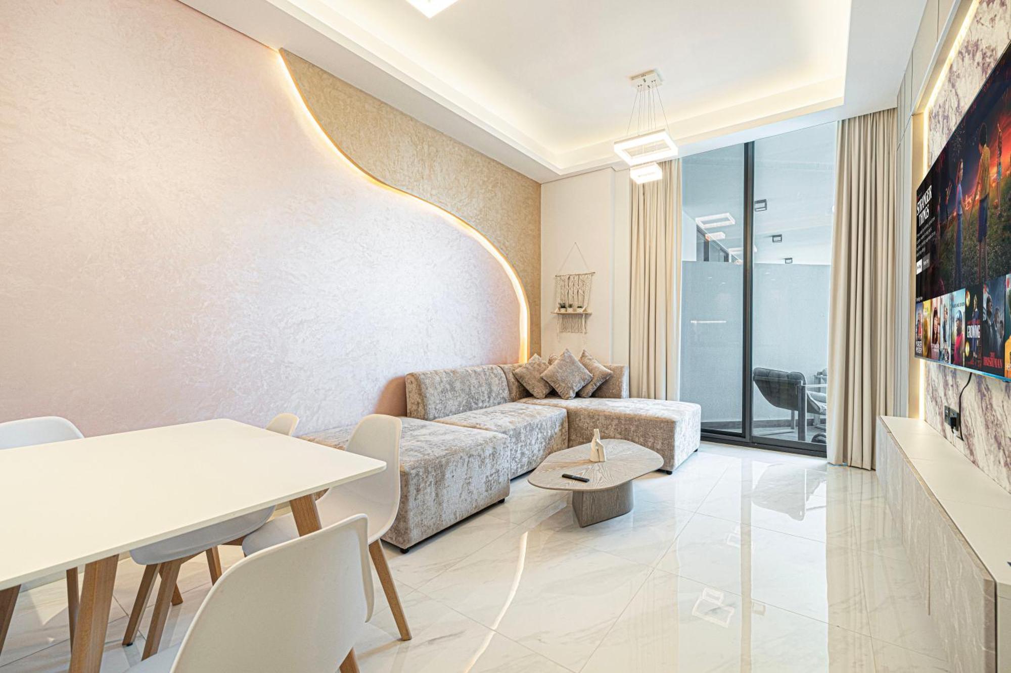Cozy 2 Bedroom With A Private Pool *