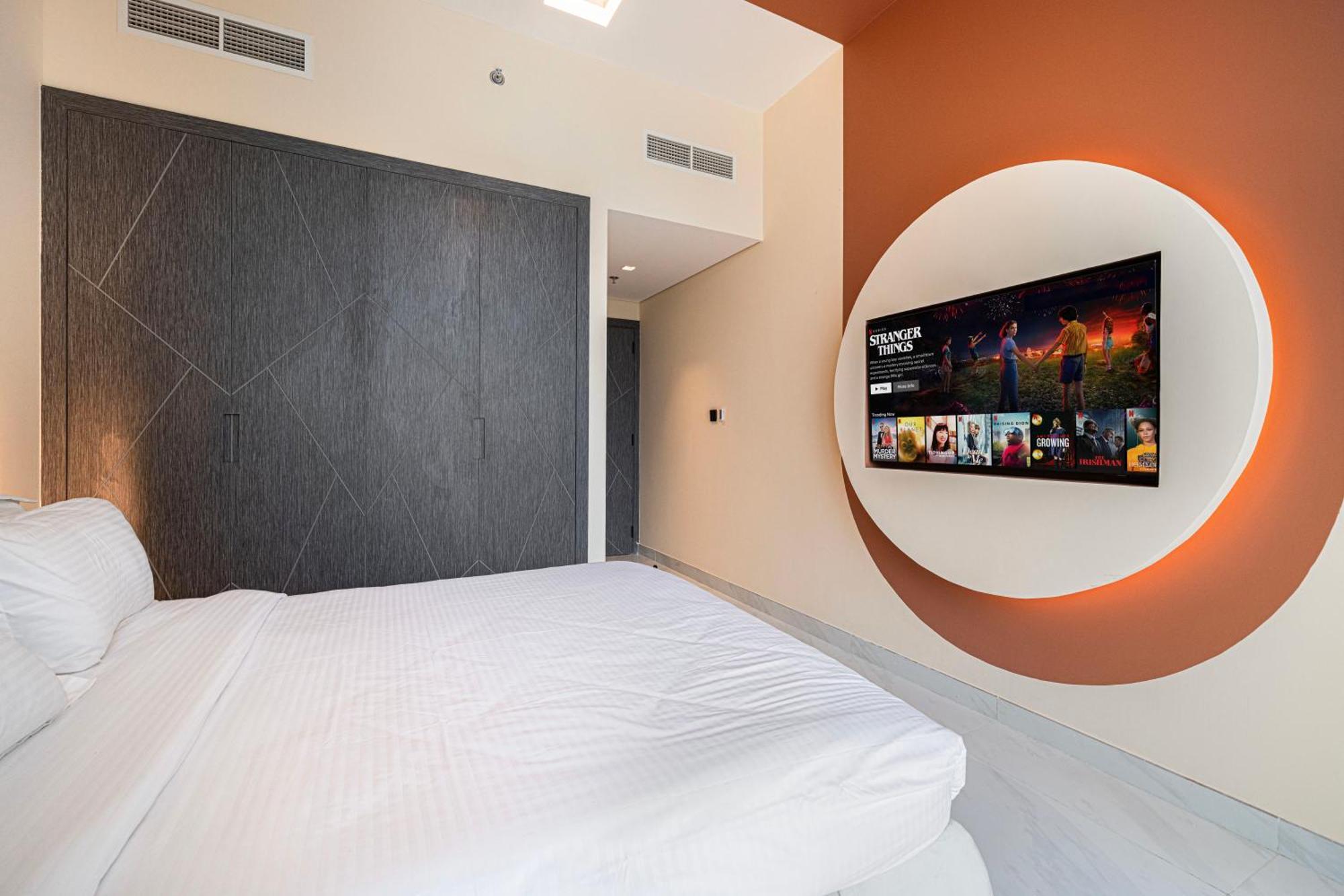 Cozy 2 Bedroom With A Private Pool Apartment *
