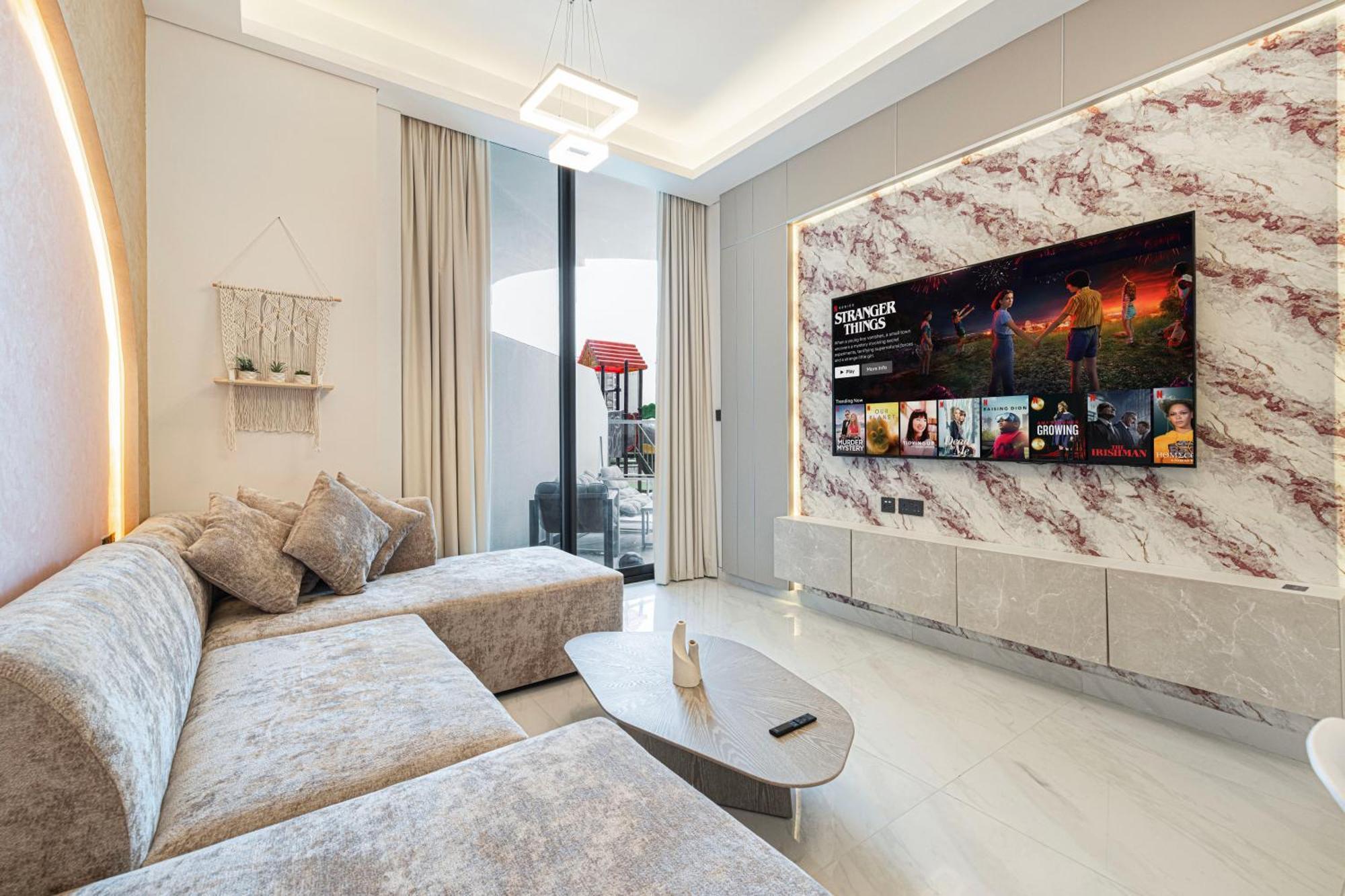 Cozy 2 Bedroom With A Private Pool Apartment *